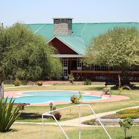 Tumaini Gardens Bed & Breakfast Kajiado Екстериор снимка